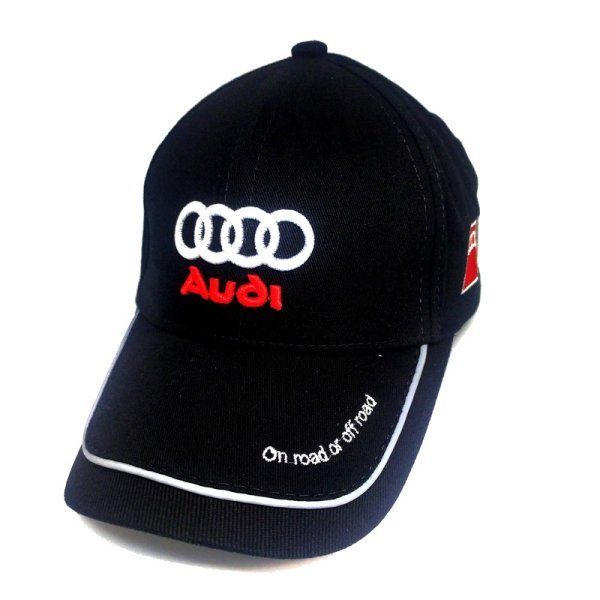 Бейсболка Audi
